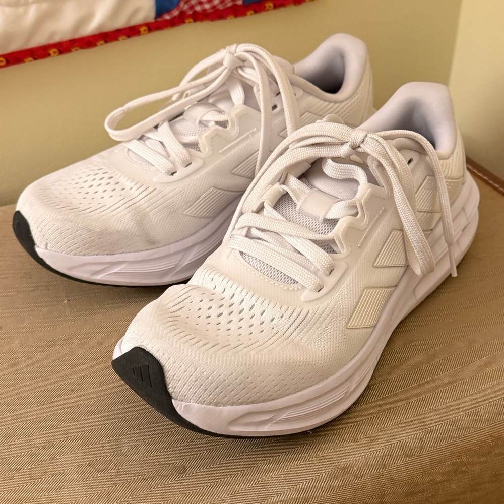 Adidas Women's Questar 3 Sneakers